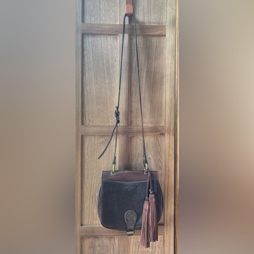 EUC Brown leather/faux fur crossbody bag. - Picture 5 of 5